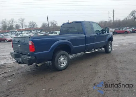 2011 Ford F-250 Xl z USA, uszkodzony, nr VIN 1FT7X2B66BEA70504